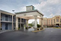 Quality Inn Augusta West Near Fort Eisenhower Hotels in Columbia County