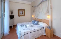 Palermo Mare Holidays Hotels in Sferracavallo