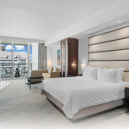 Fontainebleau Miami Beach Private Luxury Suites