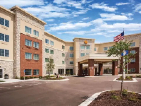 La Quinta Inn & Suites by Wyndham St. Paul-Woodbury Hotels in Woodbury