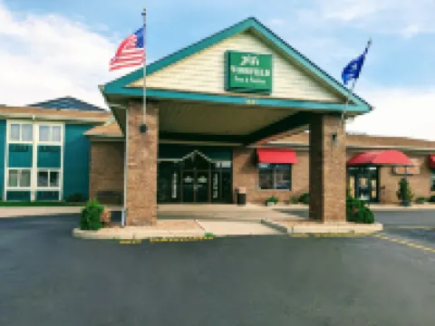 Woodfield Inn and Suites