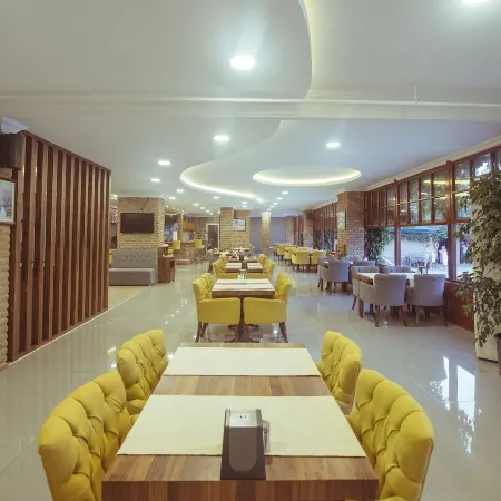 HAN Deluxe Hotel