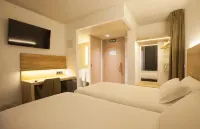 Hotel A Pamplona فنادق في Orcoyen