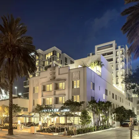Iberostar Waves Berkeley Shore