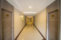 Jumbo House Hotels in Amphoe Tha Sae