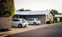 Esperance Bay Holiday Park - parking