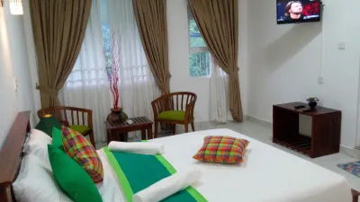 Green Tulip Hotel Kandy