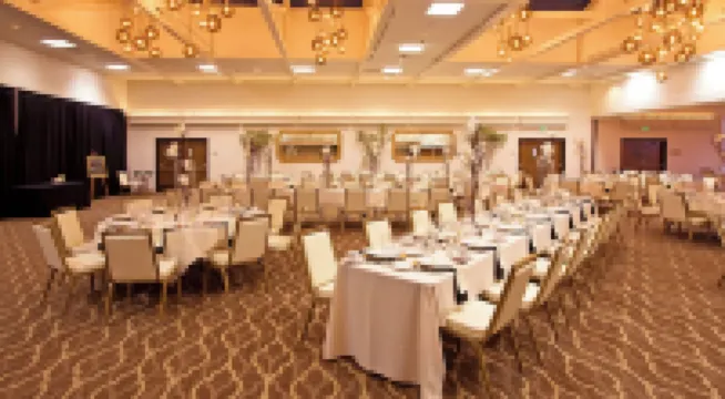 Ashland Hills Hotel & Suites