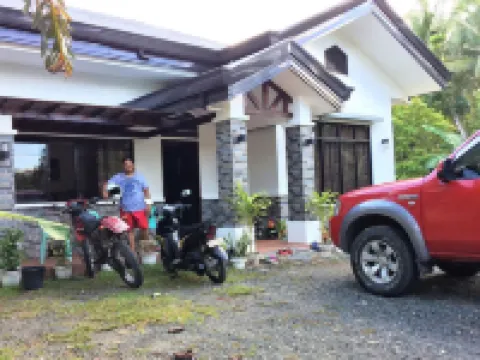 Bohol Sweet Home B&B Hotels in Guindulman