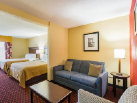Quality Inn & Suites Hotels in Hagerstown