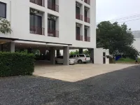 B Boutique Residence Hotels in Makham Tia