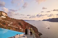 Charisma Suites - Villas