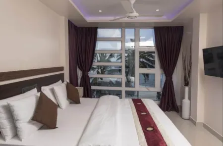 Whiteharp Beach Inn Отели рядом с достопримечательностью «Пятничная мечеть»