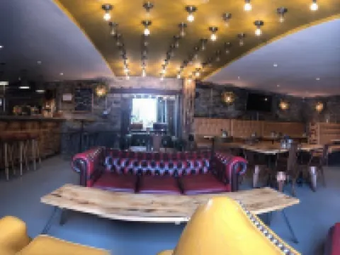 Sgwd Gwladys Lodge Neath otelleri