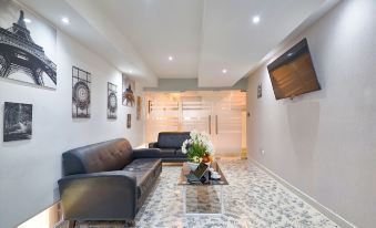 Room in Guest Room - Malecon Premium Plus