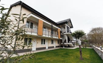 Safari Hotel