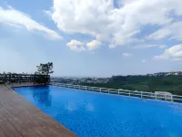 Comfortable and Modern 1Br Without Living Room at Amartha View Apartment Hotels in Ngaliyan