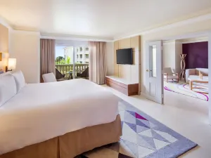 Hyatt Ziva Rose Hall