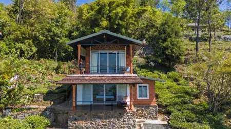 Lazy Hills by Xplore Indo Отели рядом с достопримечательностью «Блэк Тандер»