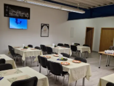 Pension Take Off Hotels in Gera