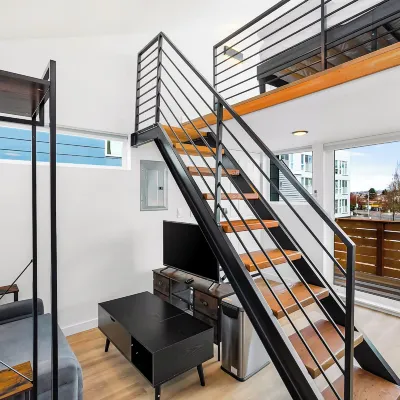 Echo Loft: A Modern Escape Hotel in zona Giardino Kubota