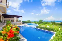 Pristine Bay 1108 4 Bedroom Home by RedAwning - Pools