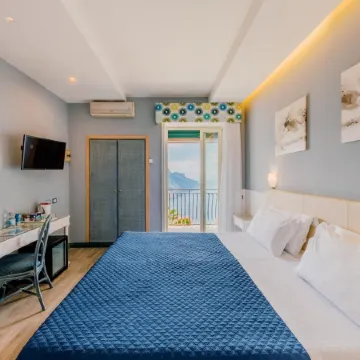 Garden Hotel