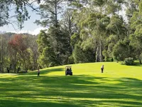 洛夫蒂山高爾夫球場 斯特靈酒店