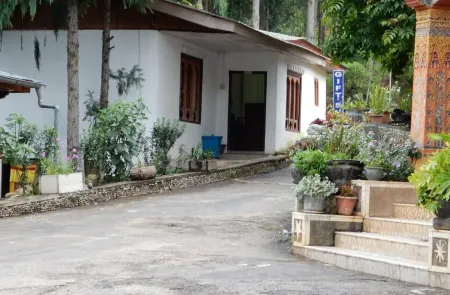 Hotel Zangto Pelri Отели в г. Кхерутанг