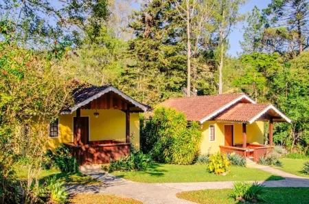 Pousada Pau Brasil Отели в г. Бокайна-ди-Минас