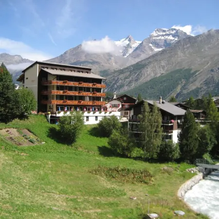 Hotel Bristol