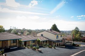 Hideaway Motor Inn