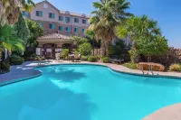 Staybridge Suites LAS CRUCES by IHG - parking