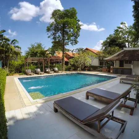 Tharaburi Resort