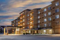 Courtyard Cleveland Airport South Hotels in Strongsville