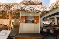 Hidden Jewel Boutique Hotel - bar