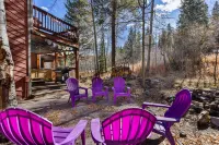 Family-Friendly Hideaway with Private Hot Tub