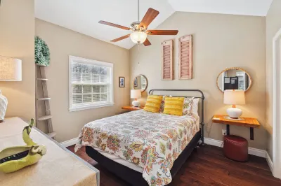 Summer IS Close. W108 Harbour Towne. Wow View. Sleeps  6 & Children Welcome.