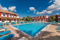 Yakinthos Hotel - Pools