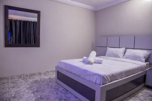 Houseproud Serviced Apartments
