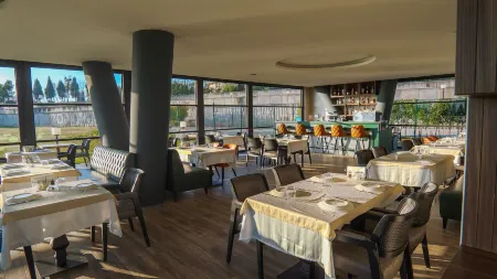 Motel Heksapolis Отели в г. Demirciler Osb