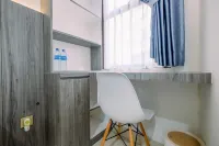 Great Choice and Comfortable Studio Transpark Cibubur Apartment - 2-Star
