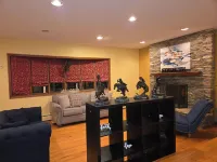 Jay's Ranch Hotels in Hamden