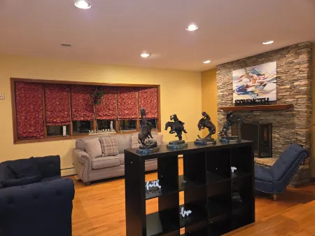 Jays Ranch Hamden Отели рядом с достопримечательностью «Парк Восток Рок»