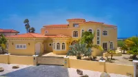 This One of a Kind Amazing Aruba Beach House - 2-Sterne