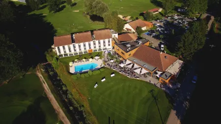 Domaine de Charmeil Отели в г. Ла Сюр ан Шартрёз