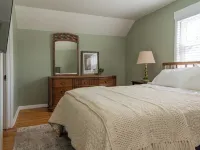 Restored 3Br Mining Home in Historic Calumet Hotels in Calumet