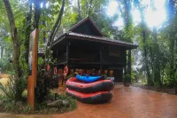 Tad Fane Resort Hotels in Pakxong