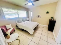 Beautiful Villa with Pool in awesome Miami!