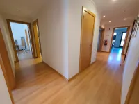 Golf, beach, country and city. Central and modern for up to 5 guests